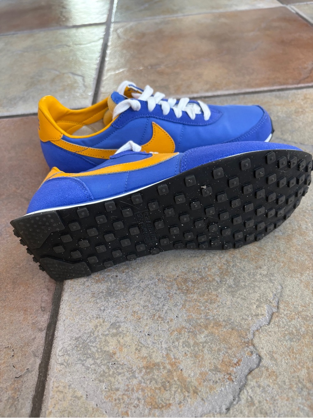 Nike Waffle Trainer 2 Youth Sneakers- Blue & Yellow, Sz 6Y (fits women’s 7.5) - Picture 5 of 7